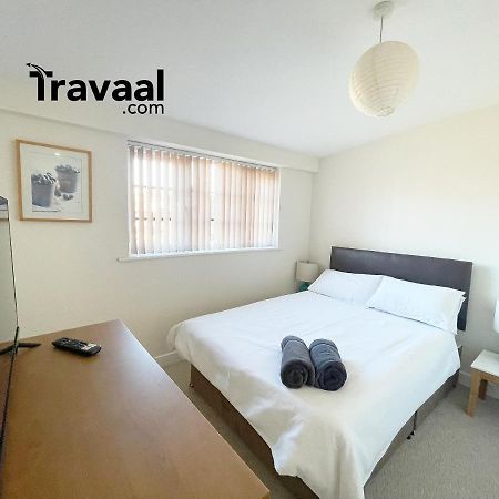 Travaal.Om - 2 Bed Serviced Apartment Farnborough Farnborough  Esterno foto