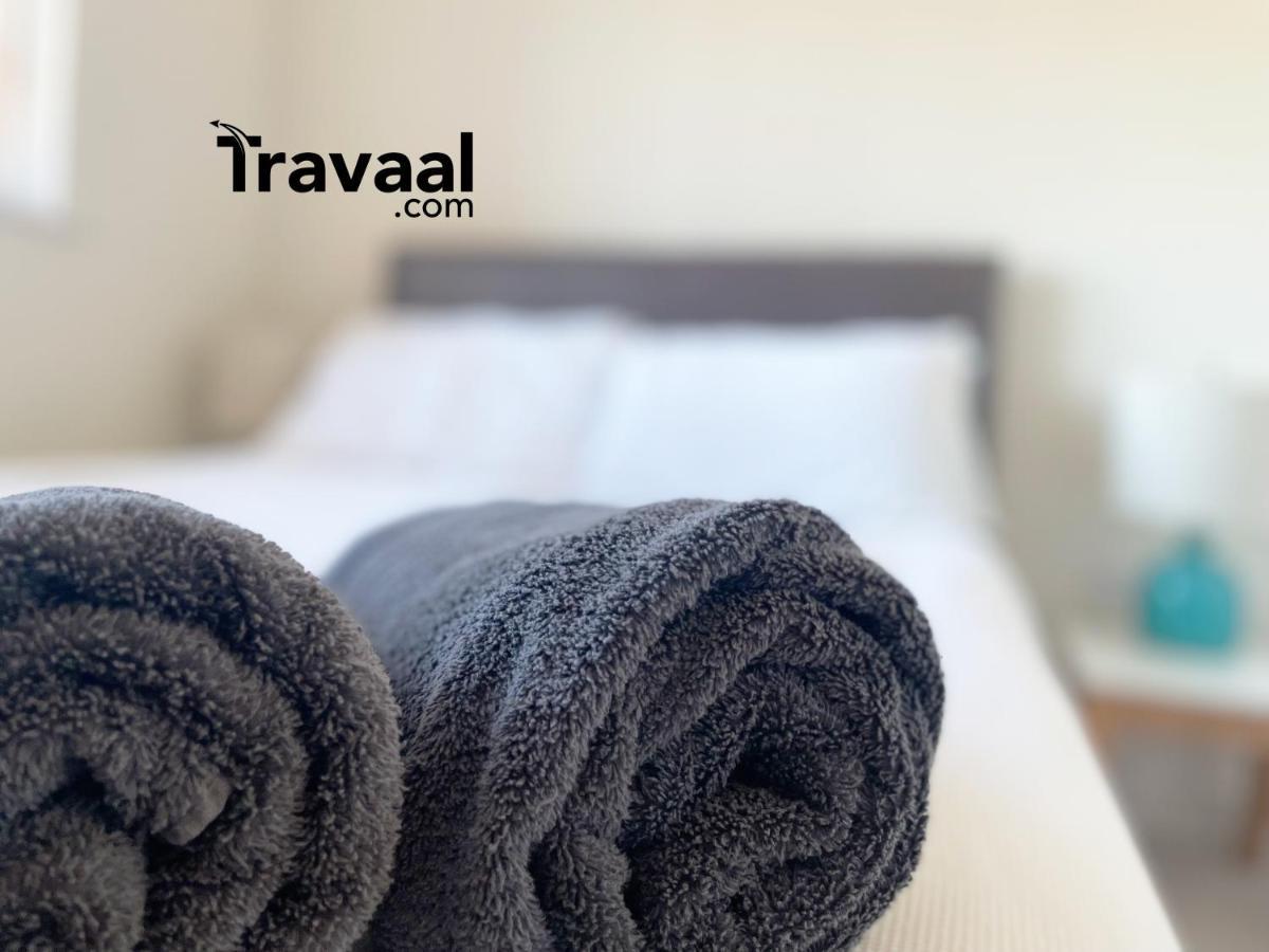 Travaal.Om - 2 Bed Serviced Apartment Farnborough Farnborough  Esterno foto