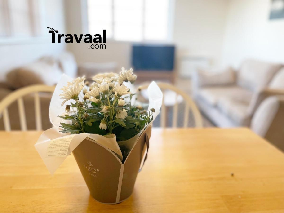 Travaal.Om - 2 Bed Serviced Apartment Farnborough Farnborough  Esterno foto
