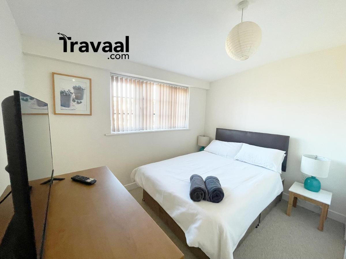 Travaal.Om - 2 Bed Serviced Apartment Farnborough Farnborough  Esterno foto